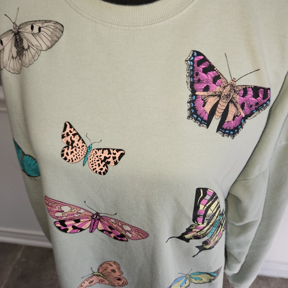 SOLD Thanks Women's Sweatshirt Sz XL Green Butterflies - Picture 6 of 10